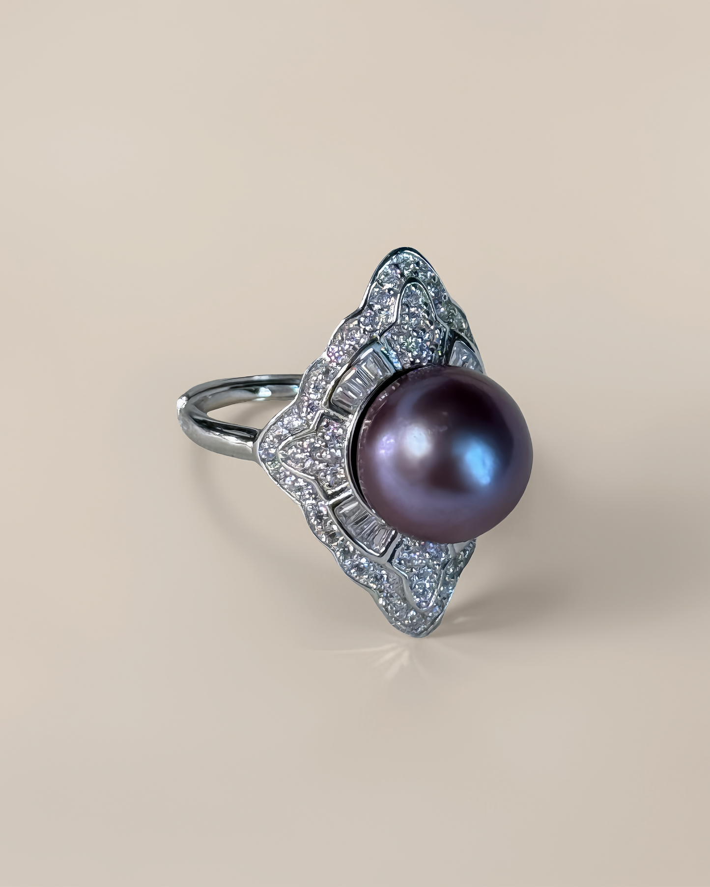 Viola | Vintage-Inspired Ring with Purple Freshwater Pearl