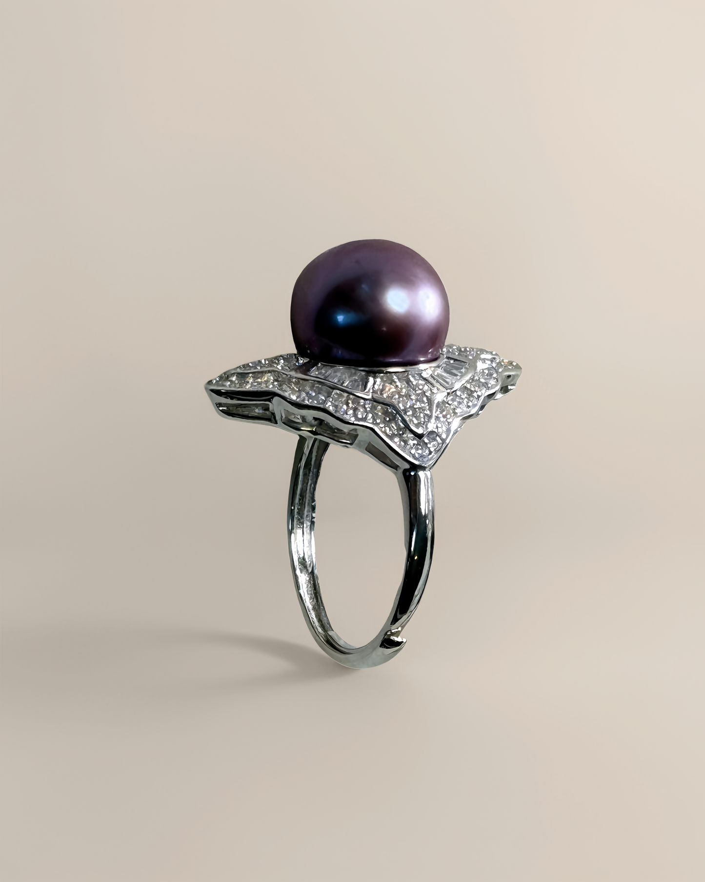 Viola | Vintage-Inspired Ring with Purple Freshwater Pearl