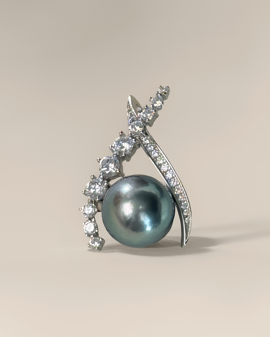 Celestia | Platinum Blue Glow Tahitian Pearl Pendant