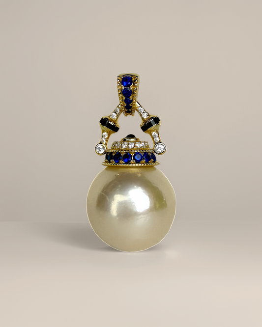 Elara | Teapot Pendant with Rare Cream-Gold Pearl