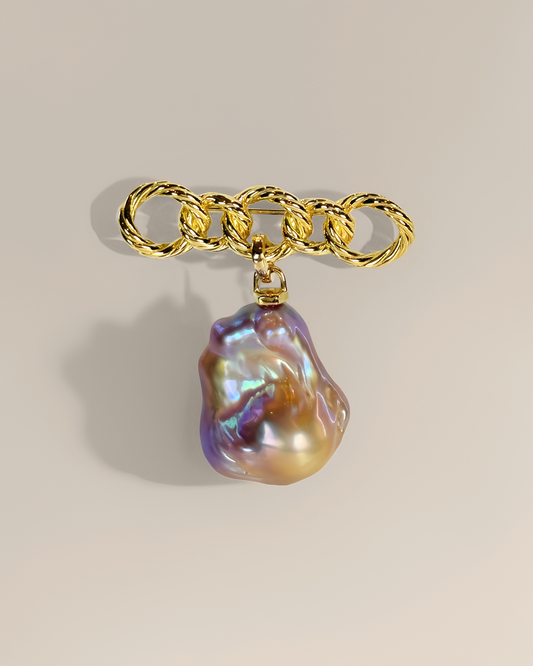 Seraphine | Baroque fresh water pearl Brooch