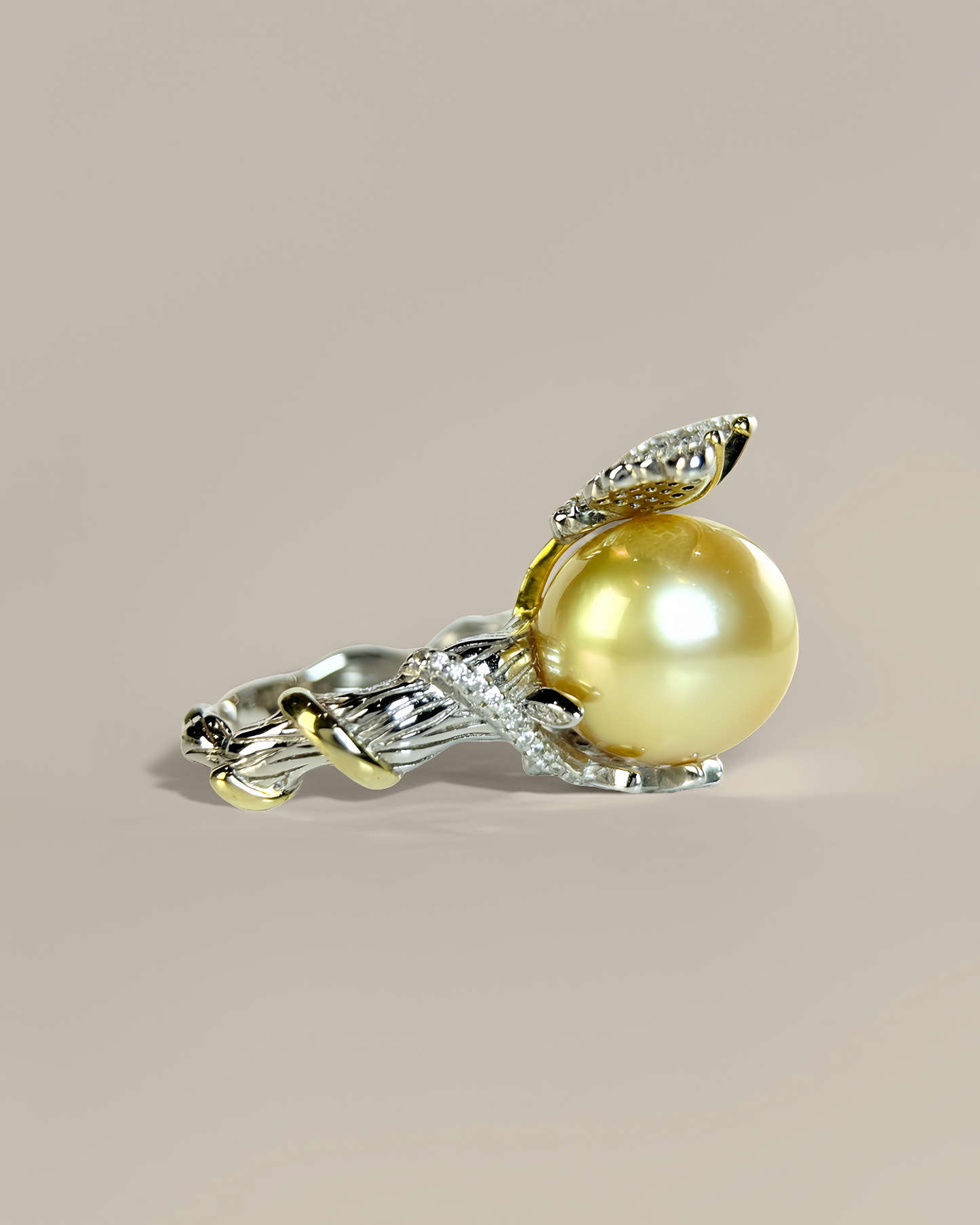 Elysia | South Sea golden pearl Ring