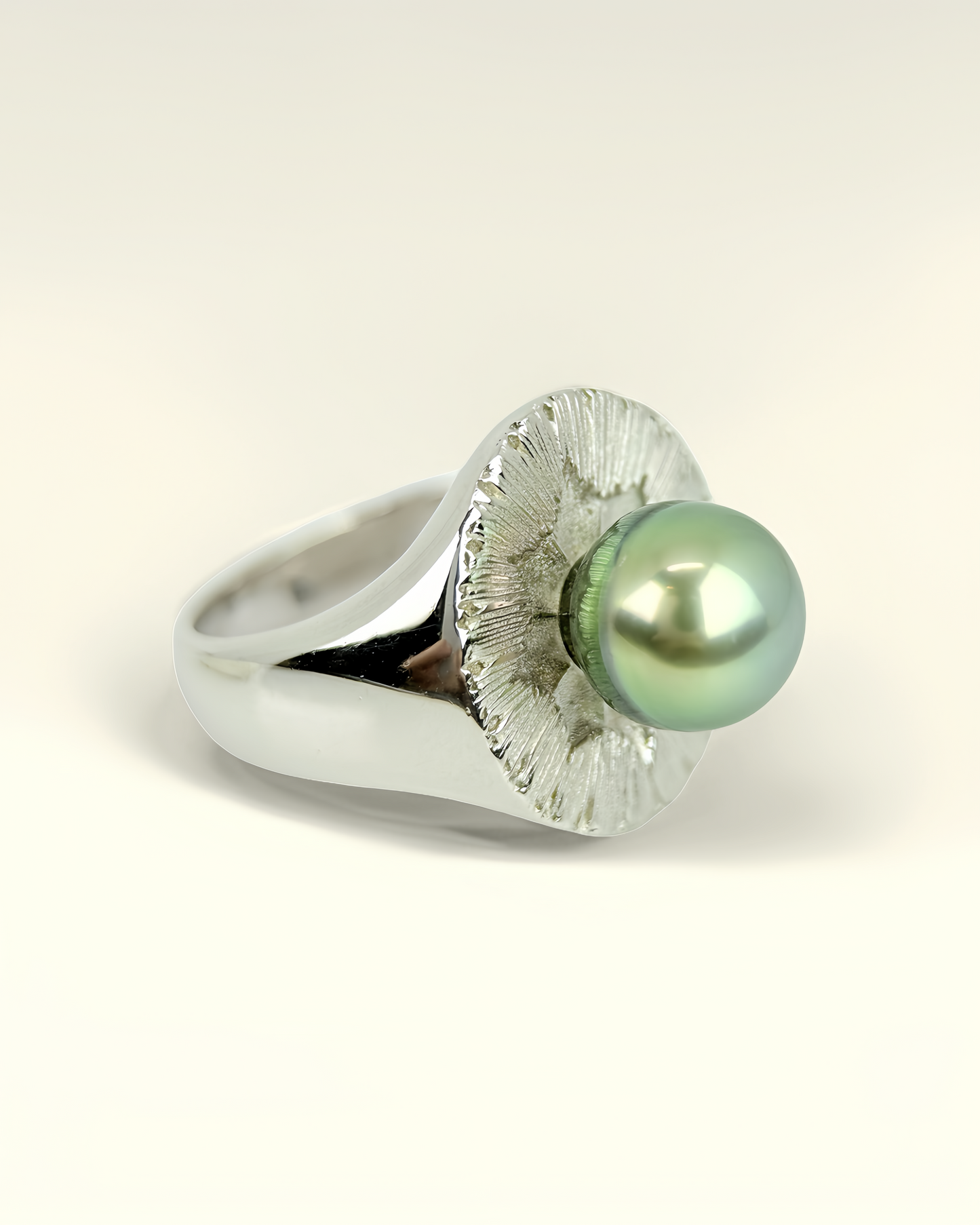 Ratio | Natural Tahitian pearl Ring