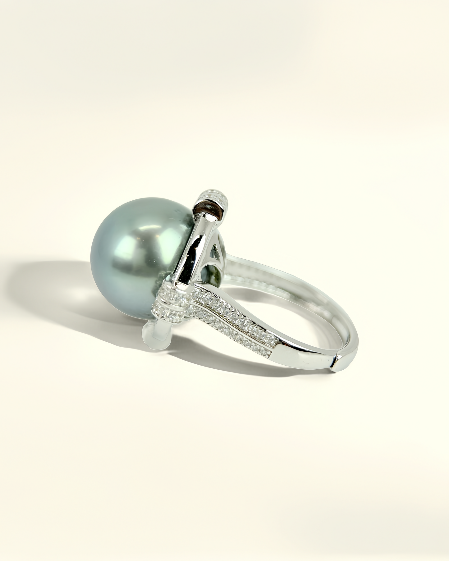 Selene | Natural Tahitian Pearl Ring