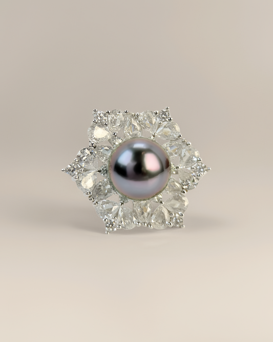 Nevira | Violet Snow Ring